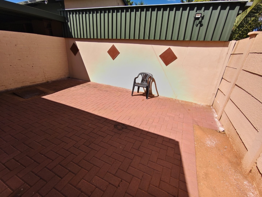 To Let 2 Bedroom Property for Rent in Wilgehof Free State